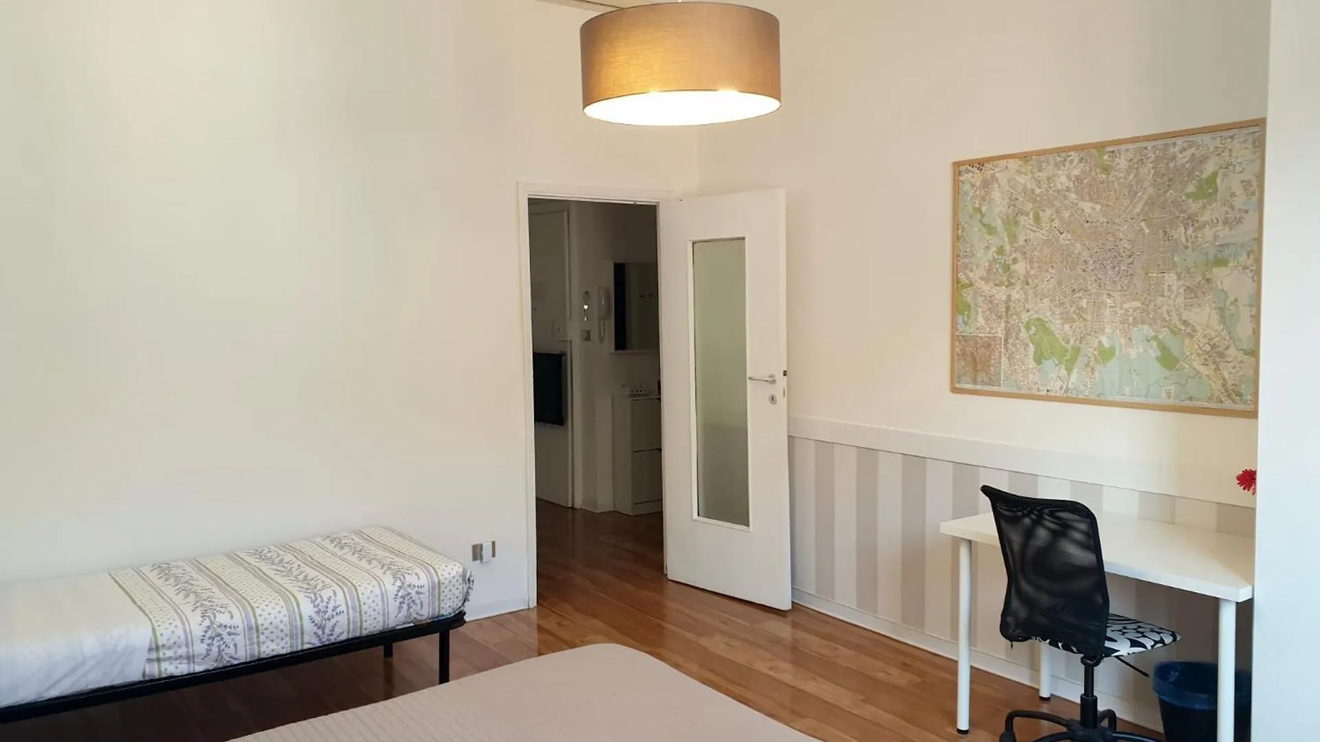 דירות מילאנו Casa Gomes-10 Minutes From The Cathedral 0*,  איטליה